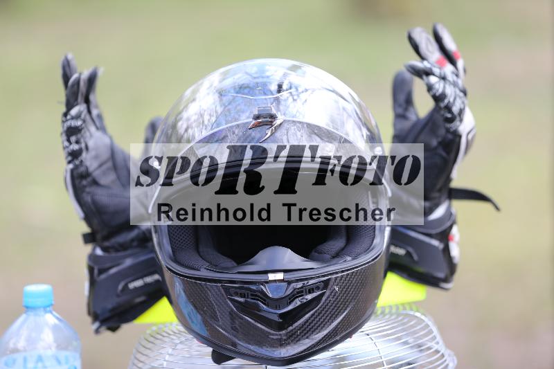 /Archiv-2023/11 24.04.2023 Plüss Moto Sport ADR/Impressionen